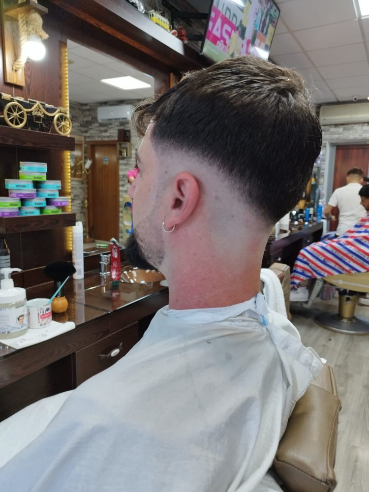 Degradado moderno — Omar's Barber Shop Benidorm